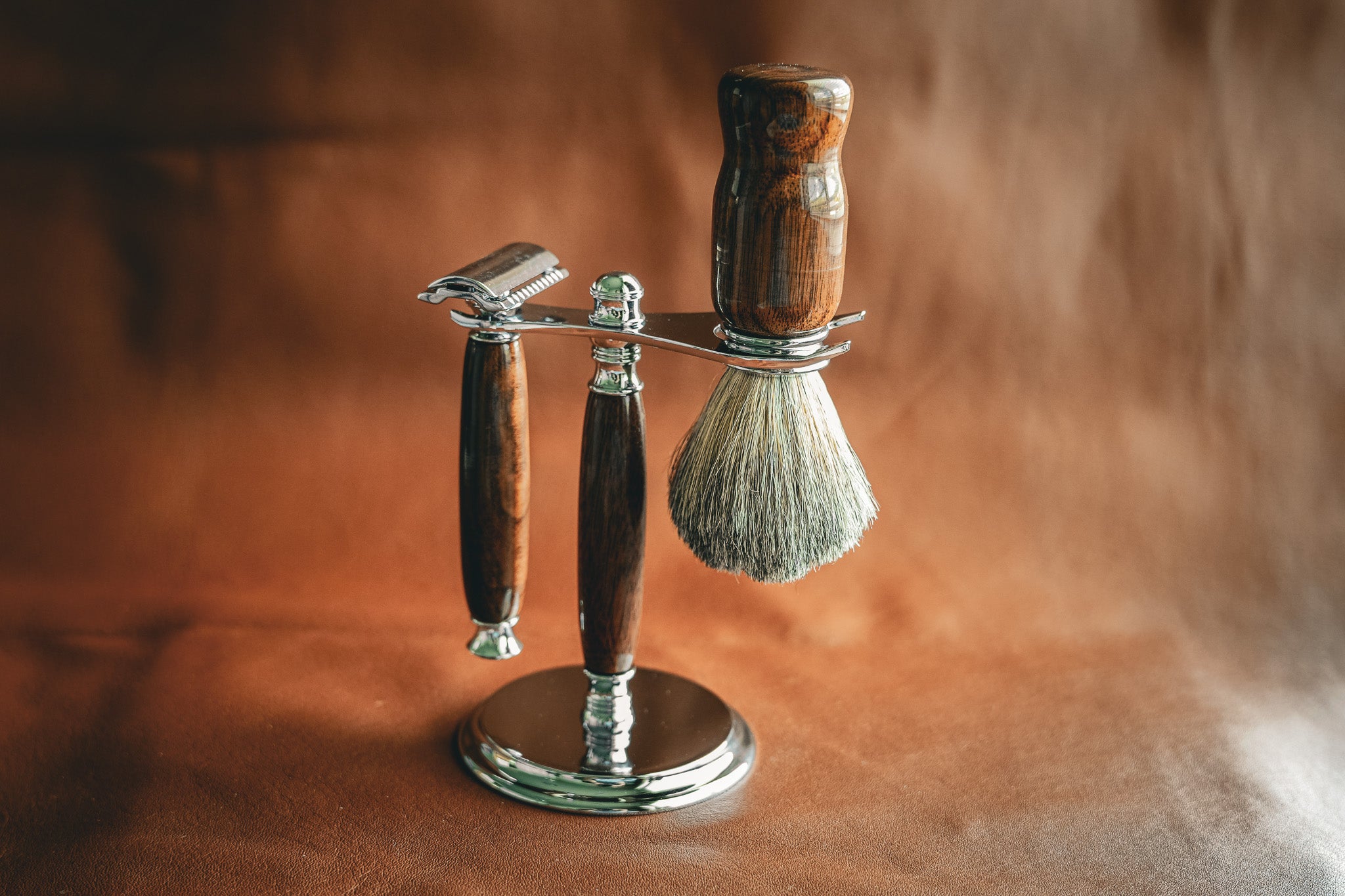 Walnut Shaving Set
